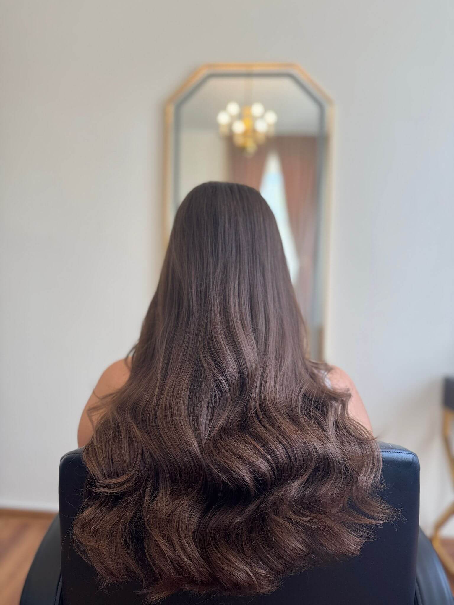 Galerie Vasadi Studio 1 - Coafură elegantă